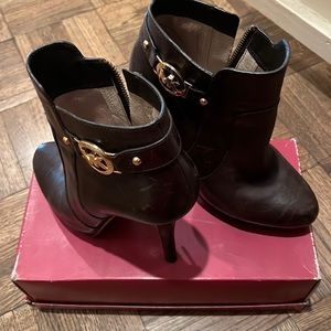 Michael Kors high heel bootie